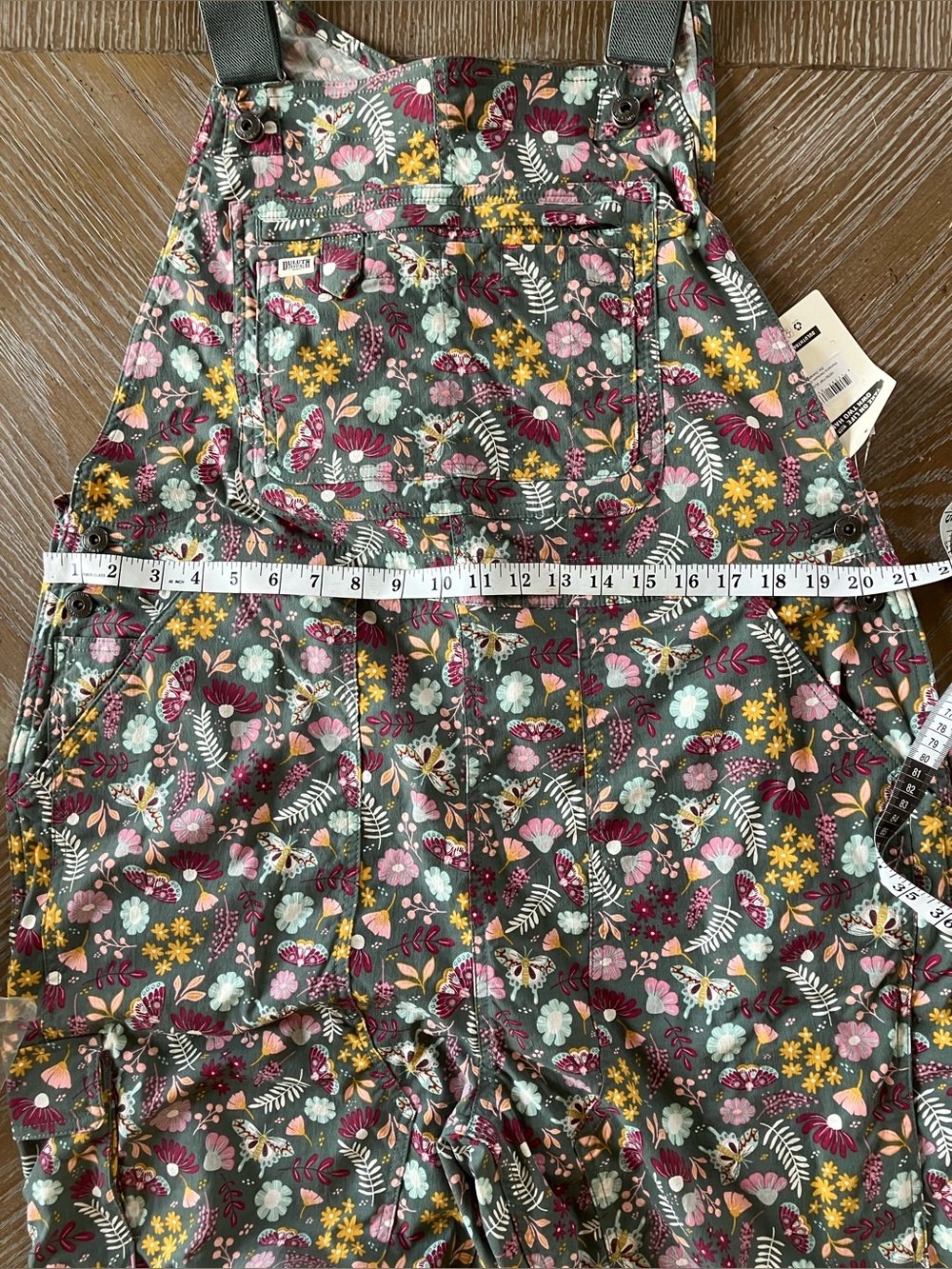 NWT Duluth Retired Fir Moth Floral Heirloom Gardening Overalls (XL 29” inseam) - Picture 10 of 10